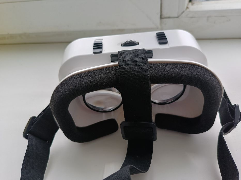 VR очки. Для игры. Почти новый