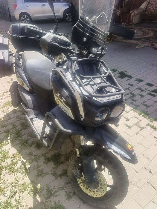 Продам мопед танк