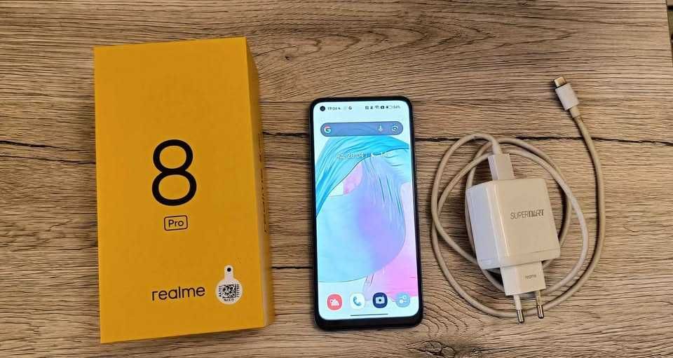 Смартфон Realme 8 Pro
