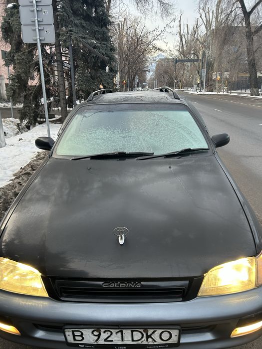 Тоиота калдина 1996 года продается