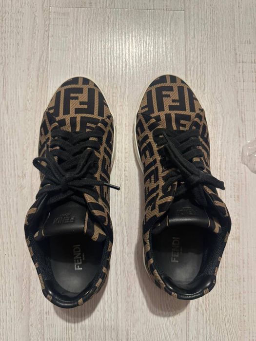 Fendi оригинал 39размер unisex
