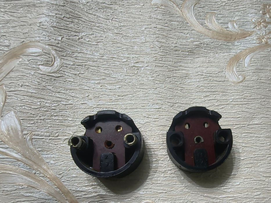 Держатели для люминесцентных ламп