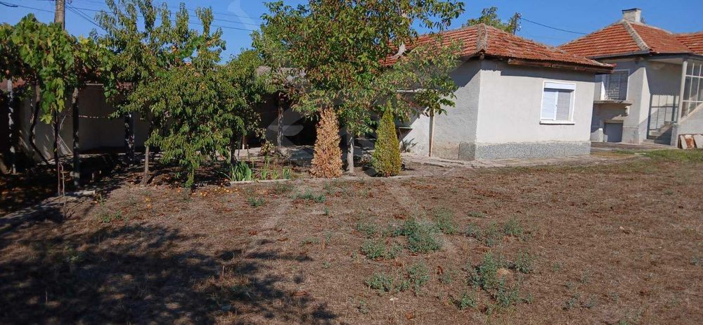 Продава се Къща в с. Бегово, Област Пловдив - 2370 кв.м за 36 €/кв.м - Снимка #6