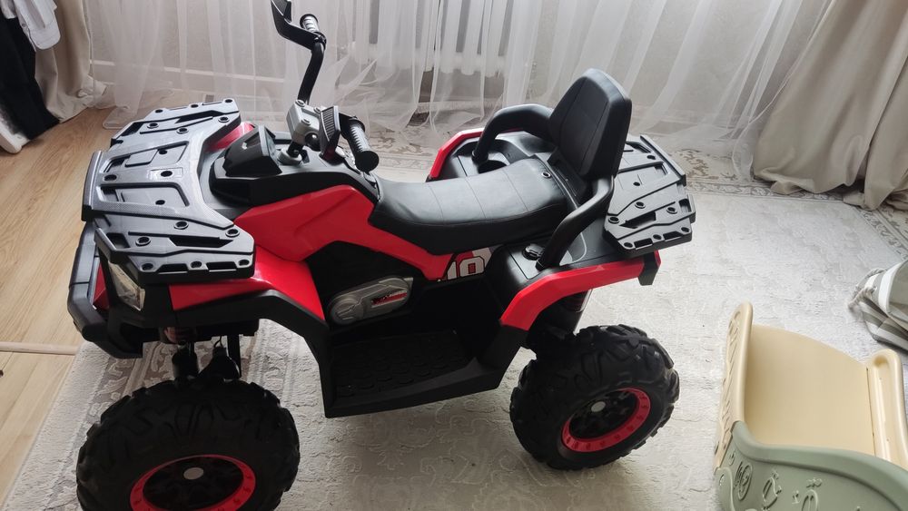 Электромобиль детский