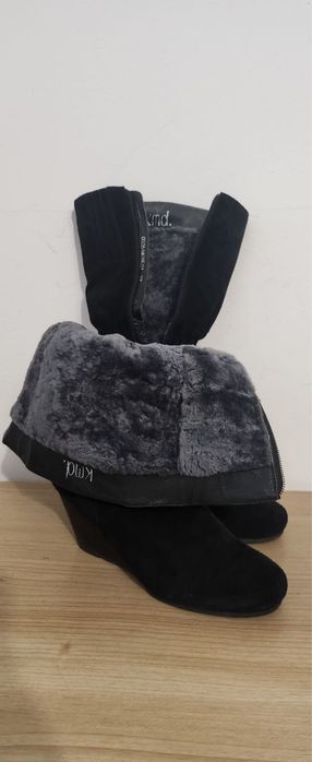 Продаётся зимний сапоги.