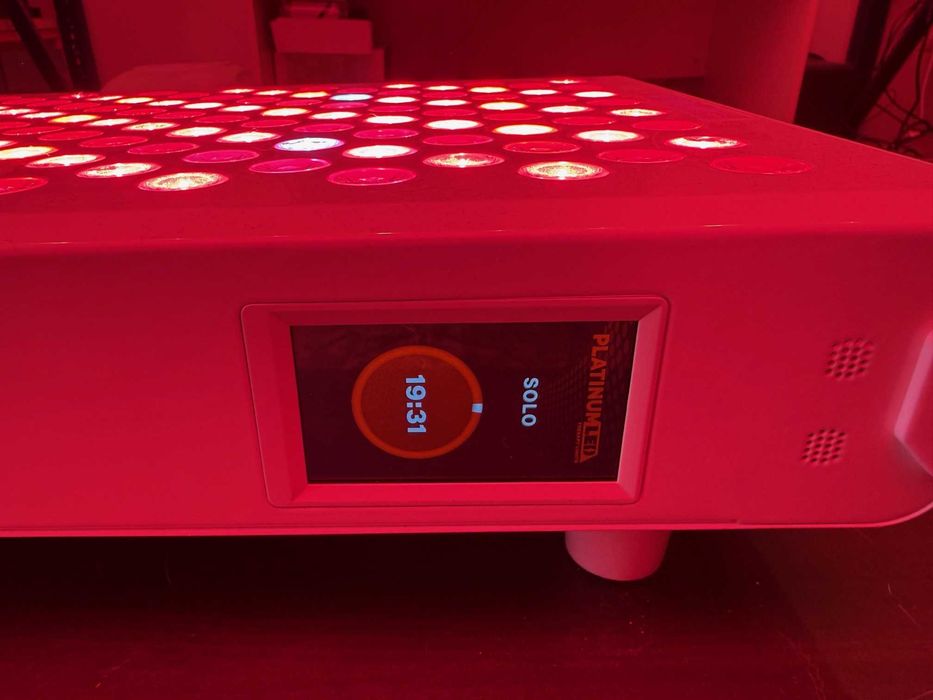Инфрачервен LED панел PlatinumLED IR+NIR BIOMAX 900 (7 вълни спектър 480 630 660 810 830 850 1060nm)