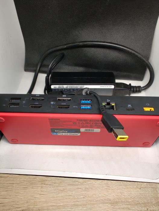 Doking station lenovo thinkpad hybrid usb-c cu usb-a