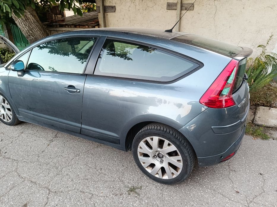 Продавам на части Citroen c4 2005г