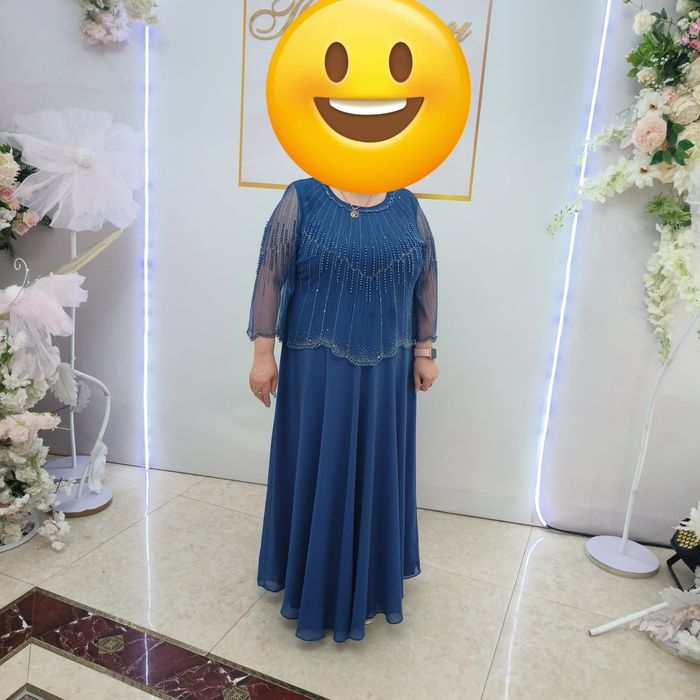 Сдам наПрокат платье,на той, 56 размер