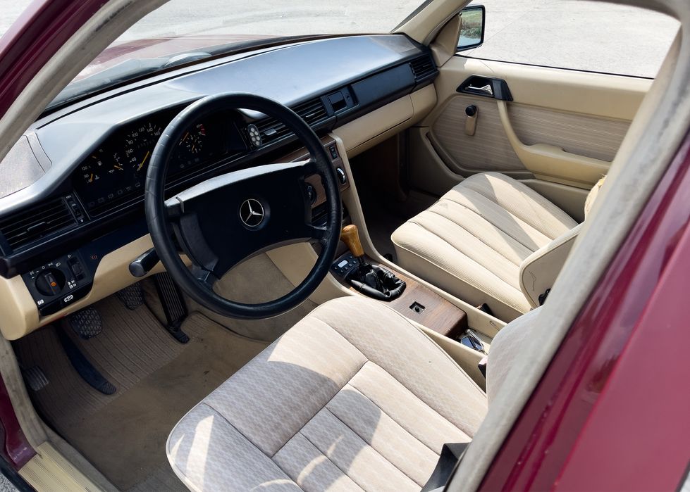 Мерседес 124 Mercedes w124 универсал