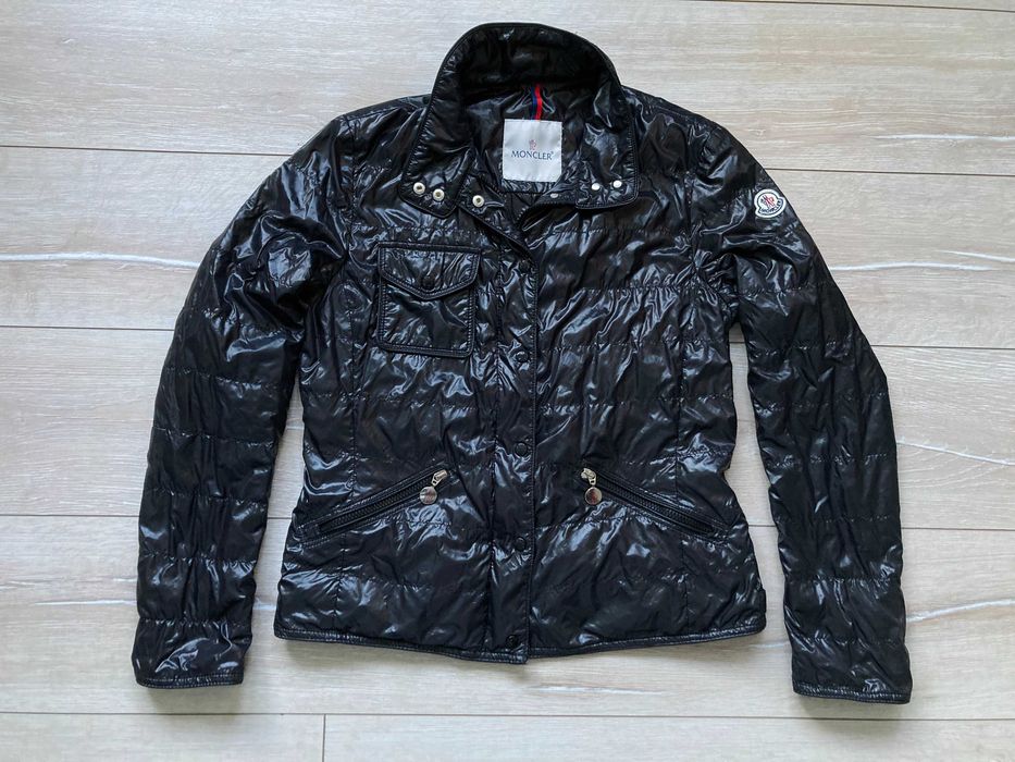 Оригинално Moncler тънко пролетно женско яке размер 3 / L
