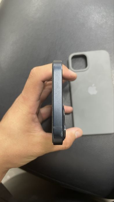 Продается iPhone 13 midnight