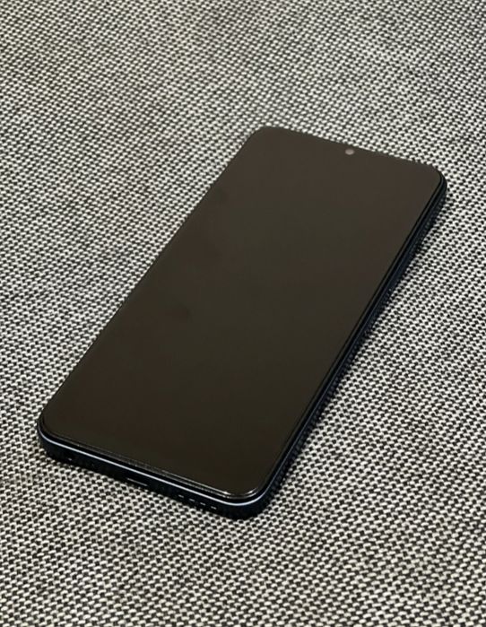 Vivo y22 64 gb kar.dak