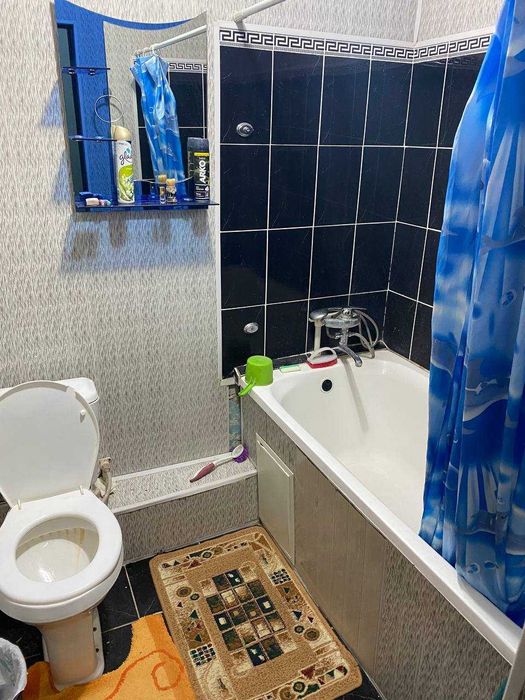 Продается срочно 3-х комнатная квартира в районе Космоса