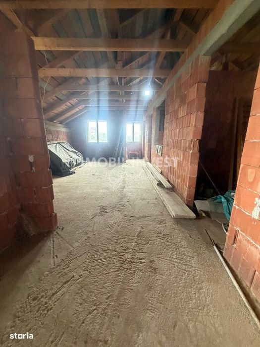 Casa individuala P+E, 2 corpuri, zona centrala, 398 mp utili, 600 tere