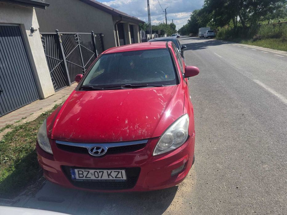 Vând Hyundai i30 2008