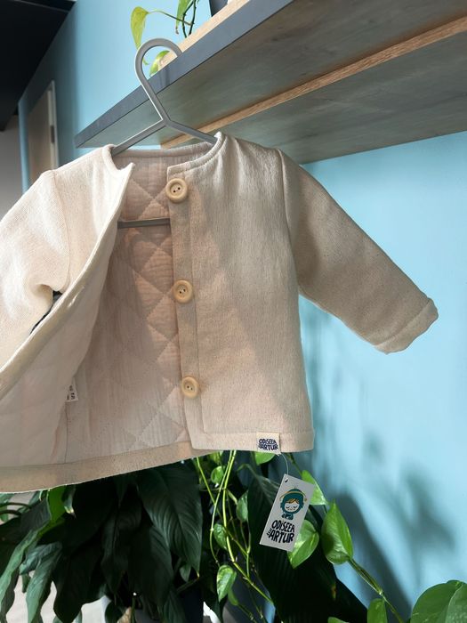 Odiseea lui Artur - Set Hăinuțe Botez, marime 68