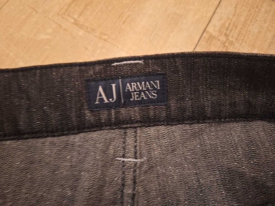 Blugi dama Armani Jeans noi , cu eticheta