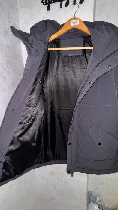 Продам Мужскую куртку
