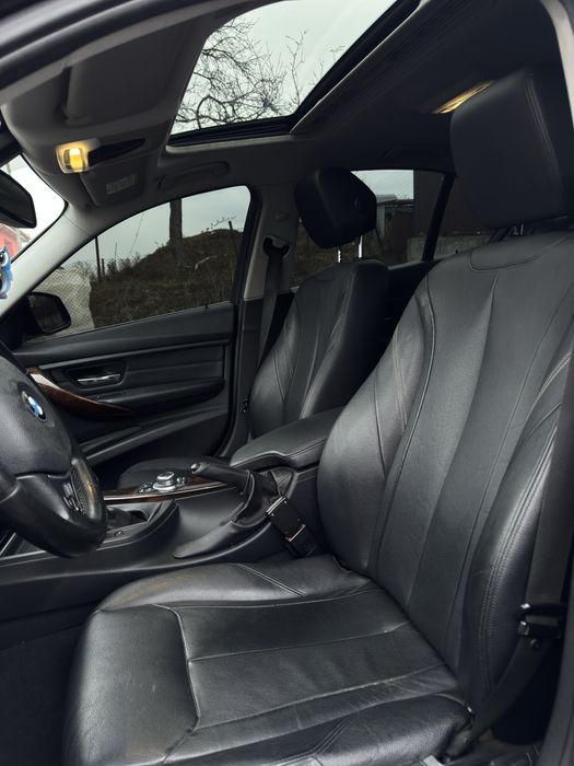 BMW 320 din 2013
