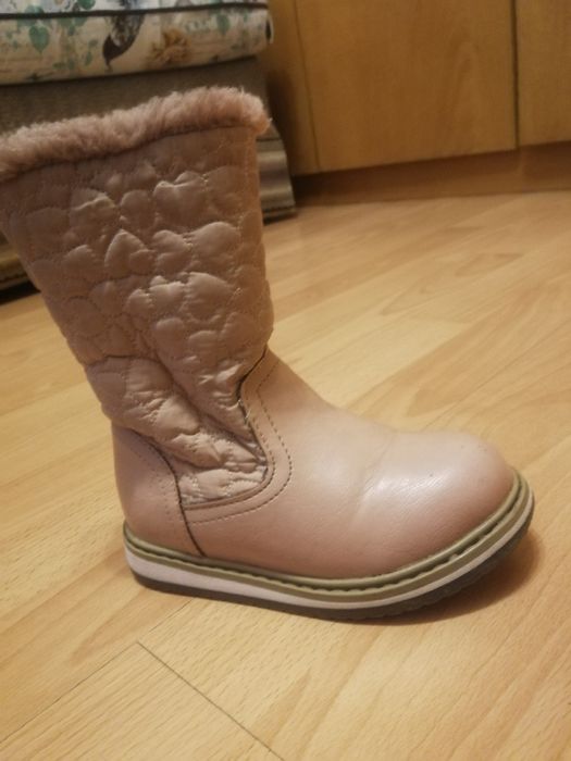 Детск повивалник, играчки, рокли и др.