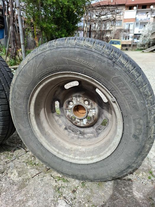 Джанти с гуми за лада 3бр. по 20€ за бр.