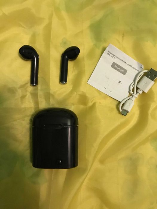 Casti fara fir reincarcabile