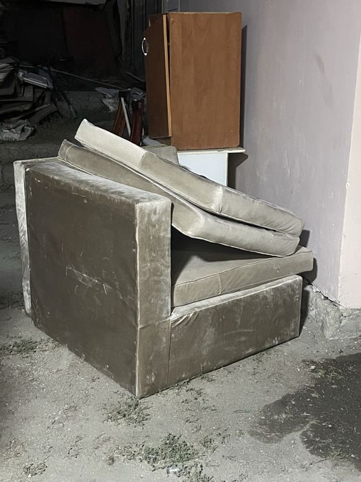 диван для гостиной улговой