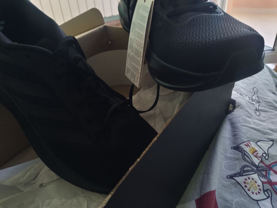 Adidas Response Runner