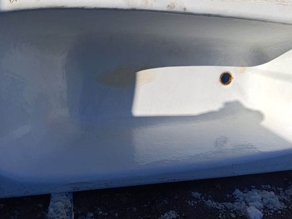 Продам ванную в хорошем состоянии шторка под ванну