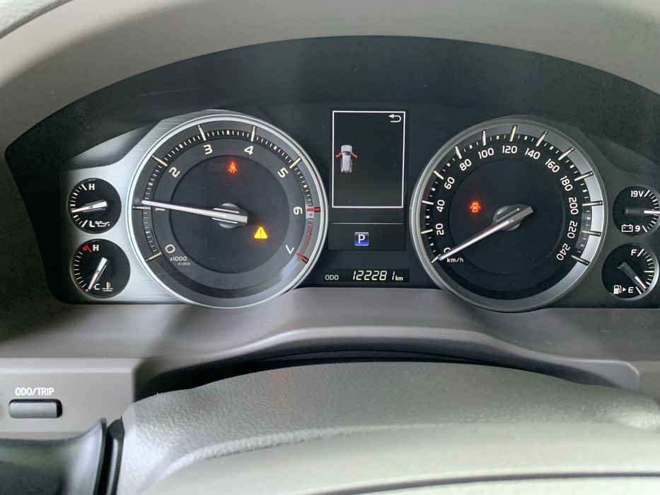 Toyota Land cruiser 200..