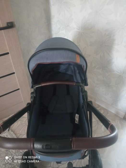 Продам детскую коляску