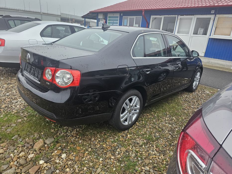Vw jetta 1.6 Fsi ! 6 viteze !