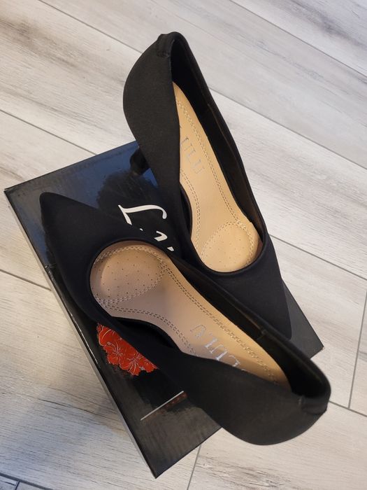Pantofi eleganti dama