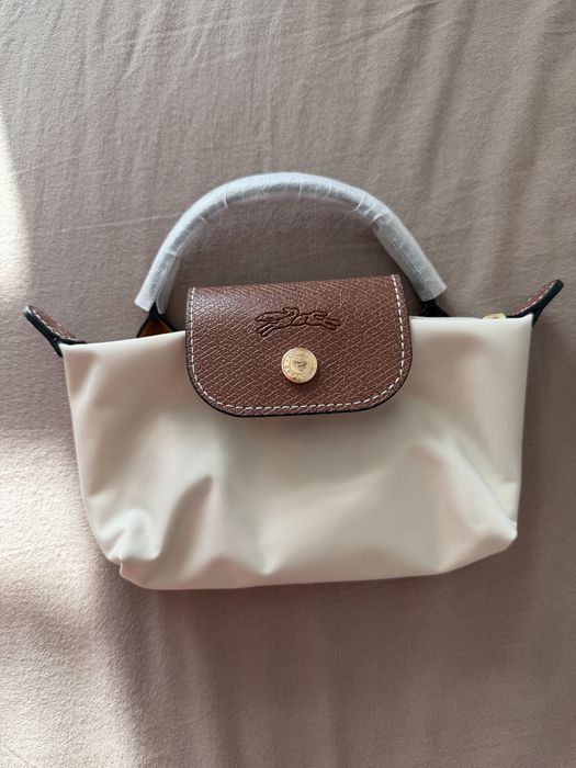 Дамска чанта longchamp - бежава