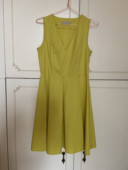 Жълта рокля STEFANEL, размер 36 (S)