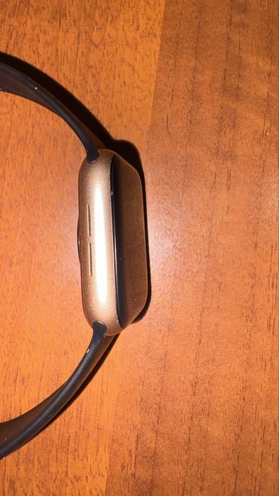 Apple Watch Series 6 – 100% батерия, ТОП състояние, СПЕШНО