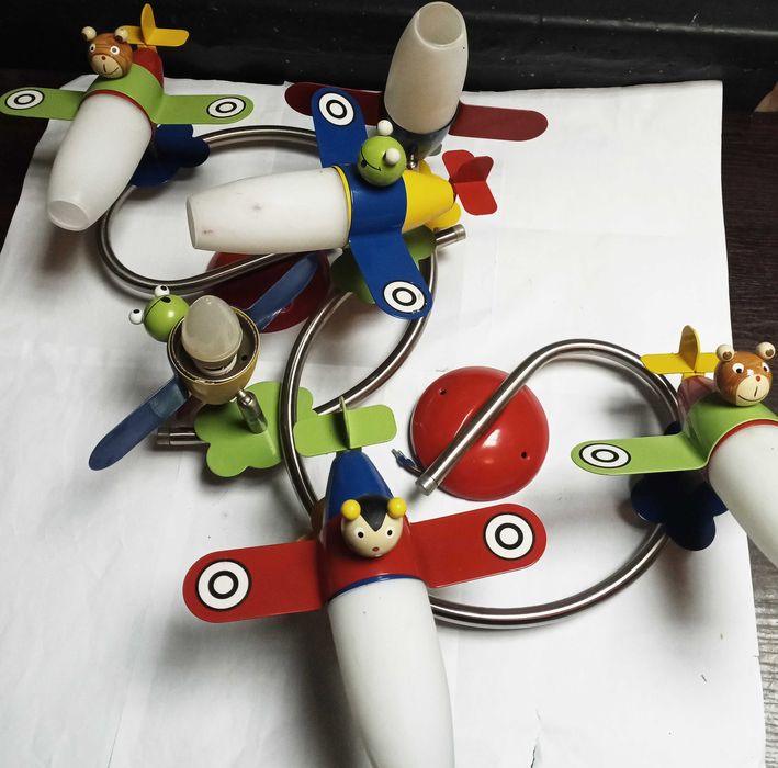 Полилей за детска стая