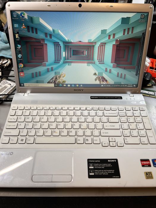 Sony VAYO PCG-61611L  работещ отличен колекционерски