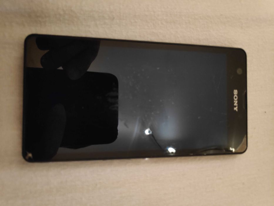 Sony Xperia ZR модел C5502