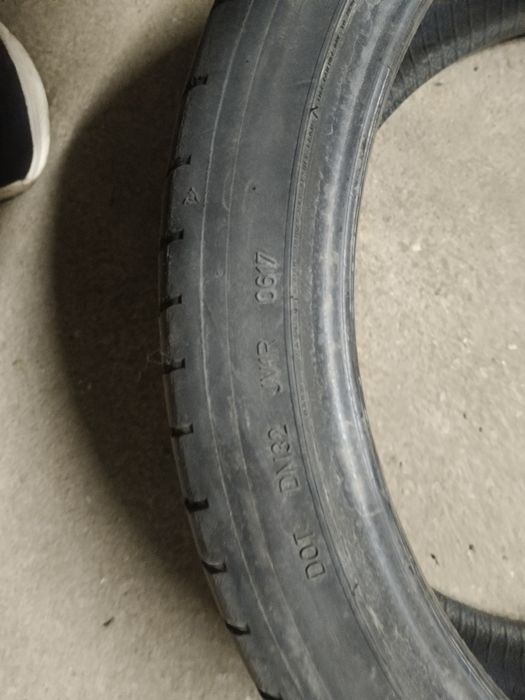Шина летняя 255/35R19