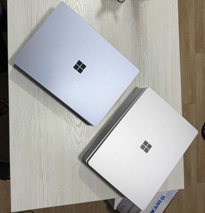 Microsoft Surface Laptop 4 13" 2K Сенсор I7-1185G7 vPro /16GB/512GB