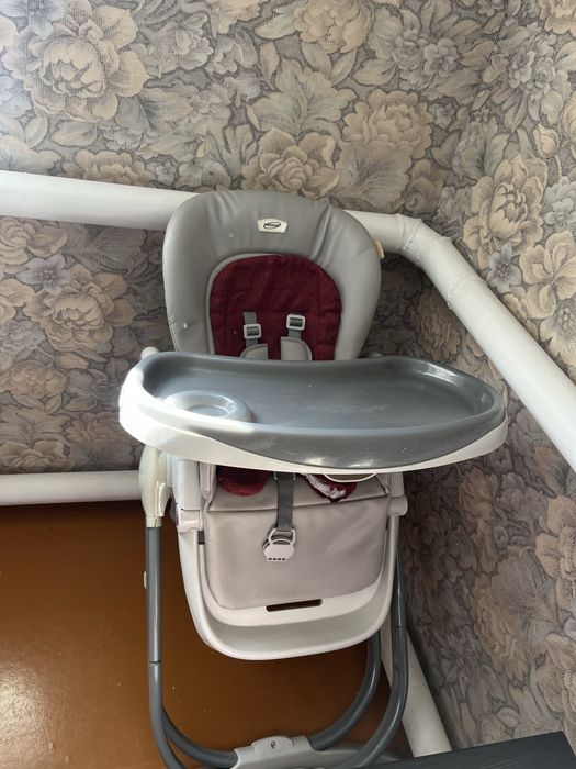 Столик для кормления