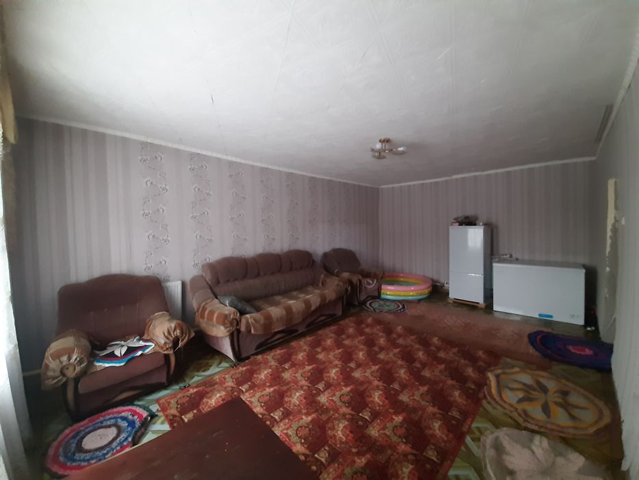 Продам ДОМ с большим участком