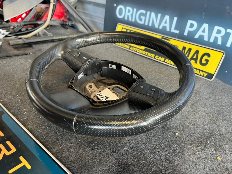 Оргигинален мултифункционален волан AUDI A4 B7 8E0419091EF ном 130