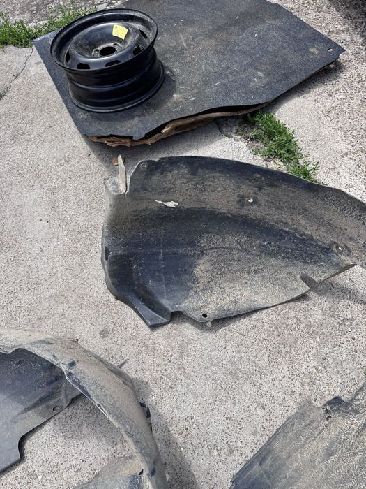 Carenaj aparatoare noroi fata stanga dreapta Peugeot 301 Citroen C Elysee