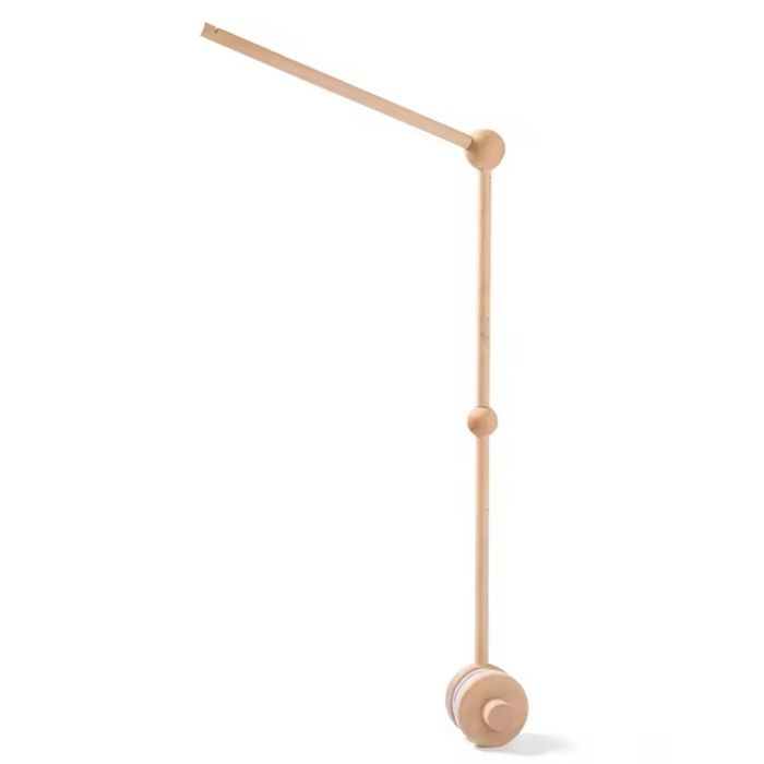 Висяща играчка за кошара със стойка и дървени елементи и звънче