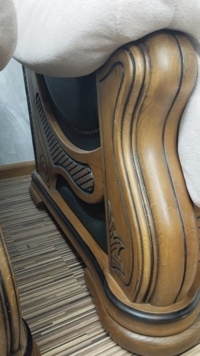 Диван мягкий уголок