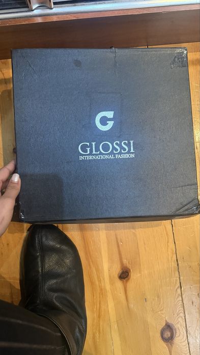 Оригинальные женские зимние сапоги Glossi, б/у