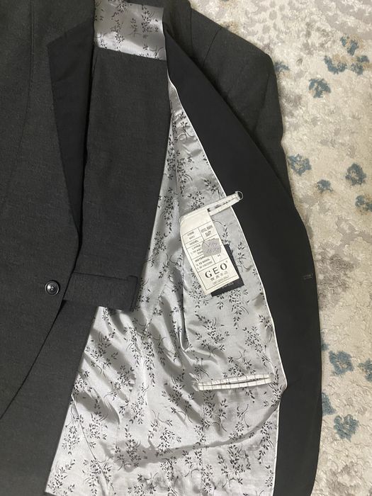 Продается мужское пальто и двоики